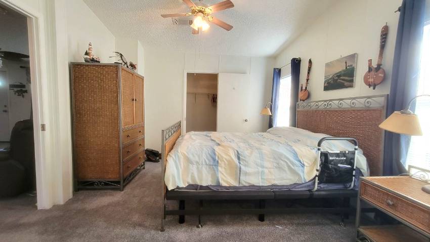 519 Leyland Cypress Way a Winter Haven, FL Mobile or Manufactured Home for Sale